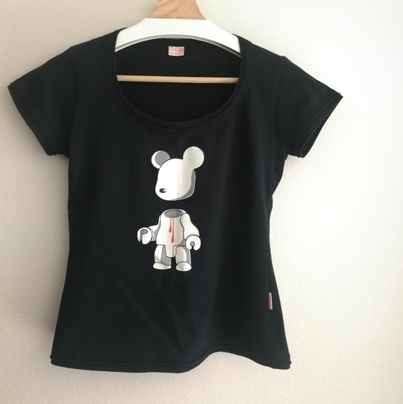 Black T-shirt with Printed Bloody Bear, Like New Condition - Picture 3 of 9